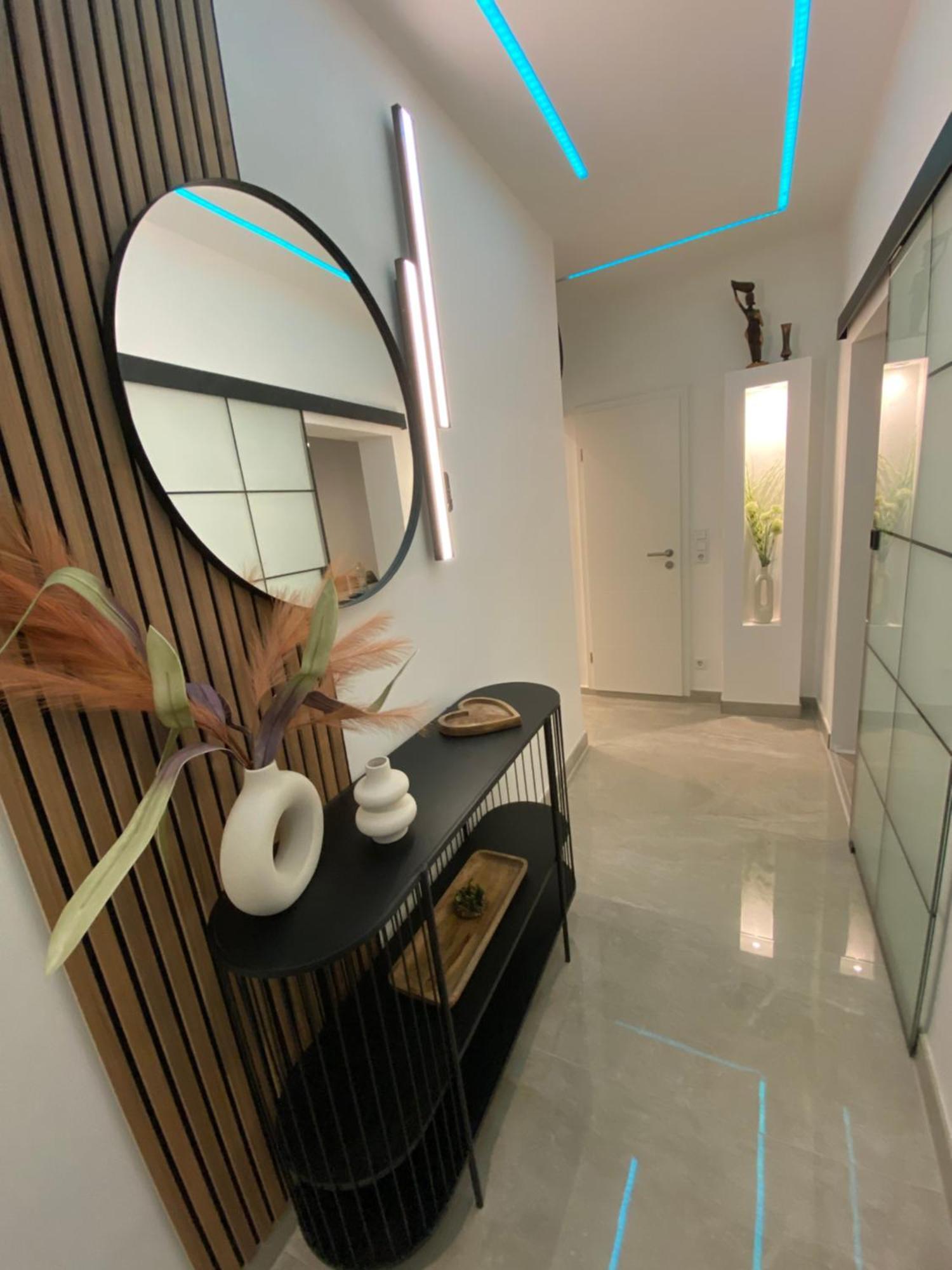 Apartment Deluxe *