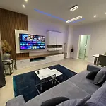 City Deluxe Apartment